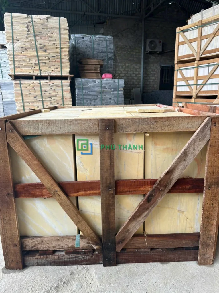 Kiện đá kem vàng Quỳ Hợp