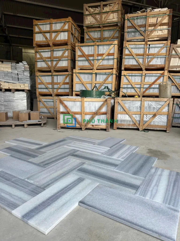 Xưởng đá Quỳ Hợp xếp mẫu trên sân